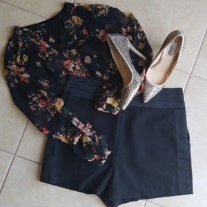 Forever 21 | Black Tuxedo Dress Shorts | M